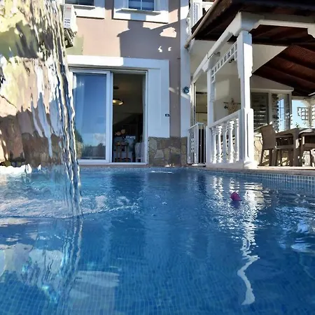 Private Pool. 别墅